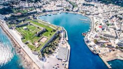 Kos stad är huvudstaden på Kos