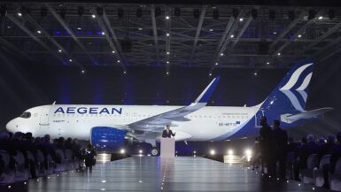 Aegean Air ny Logga och Flygplan